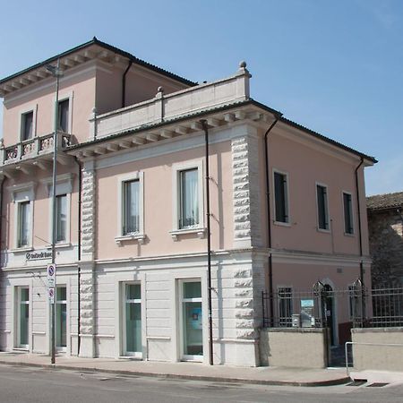 Palazzo Di Primavera Guest House Каприно Веронезе Екстериор снимка