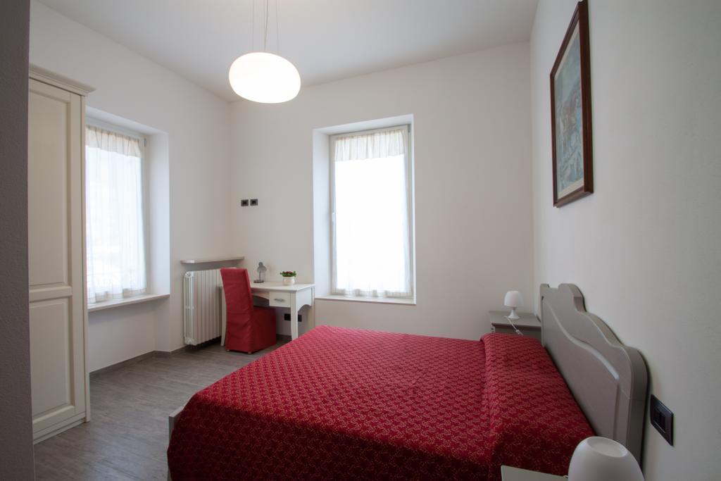 Palazzo Di Primavera Guest House Каприно Веронезе Екстериор снимка